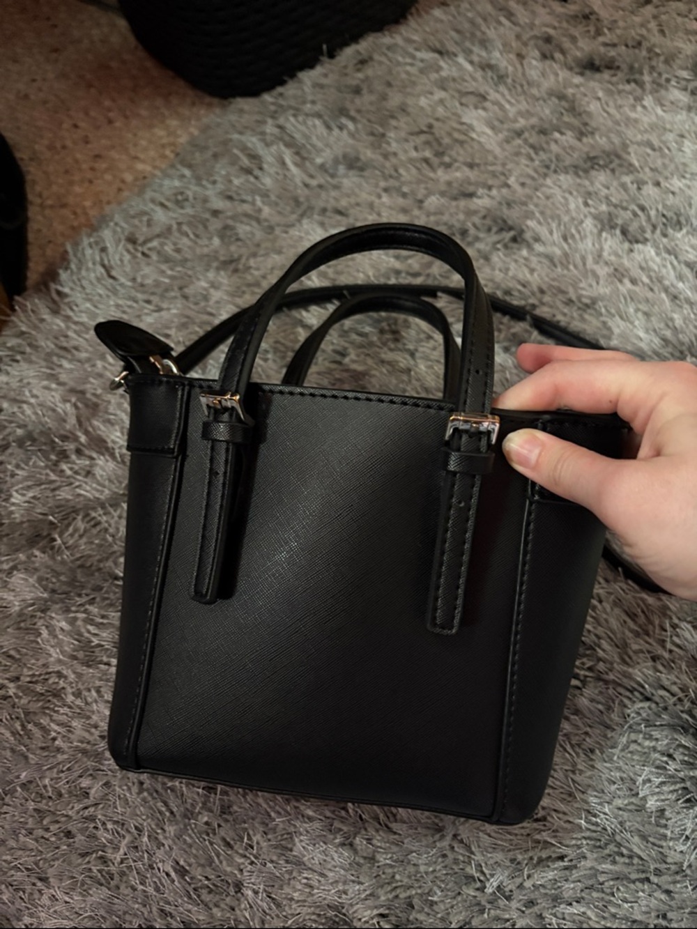 Guess Delaney Mini Tote - Picture 5 of 6